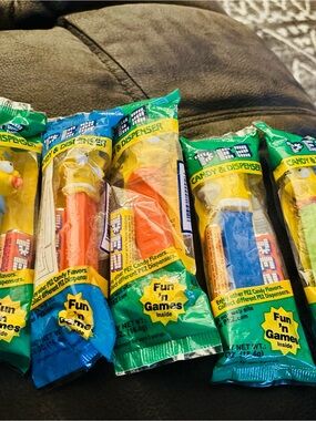Simpson PEZ Candy Dispensers Lot with Assorted Colors
